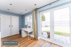 Dining Room- click for photo gallery